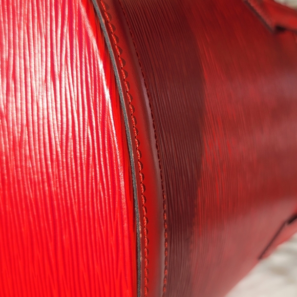 EUC Louis Vuitton St Jacque - Picture 8 of 12